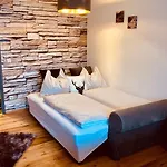 Daniel By Interhome